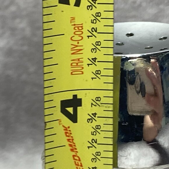 Vintage Wexford Pressed Glass Salt & Pepper Shakers With Chrome Plastic Tops - Picture 12 of 12